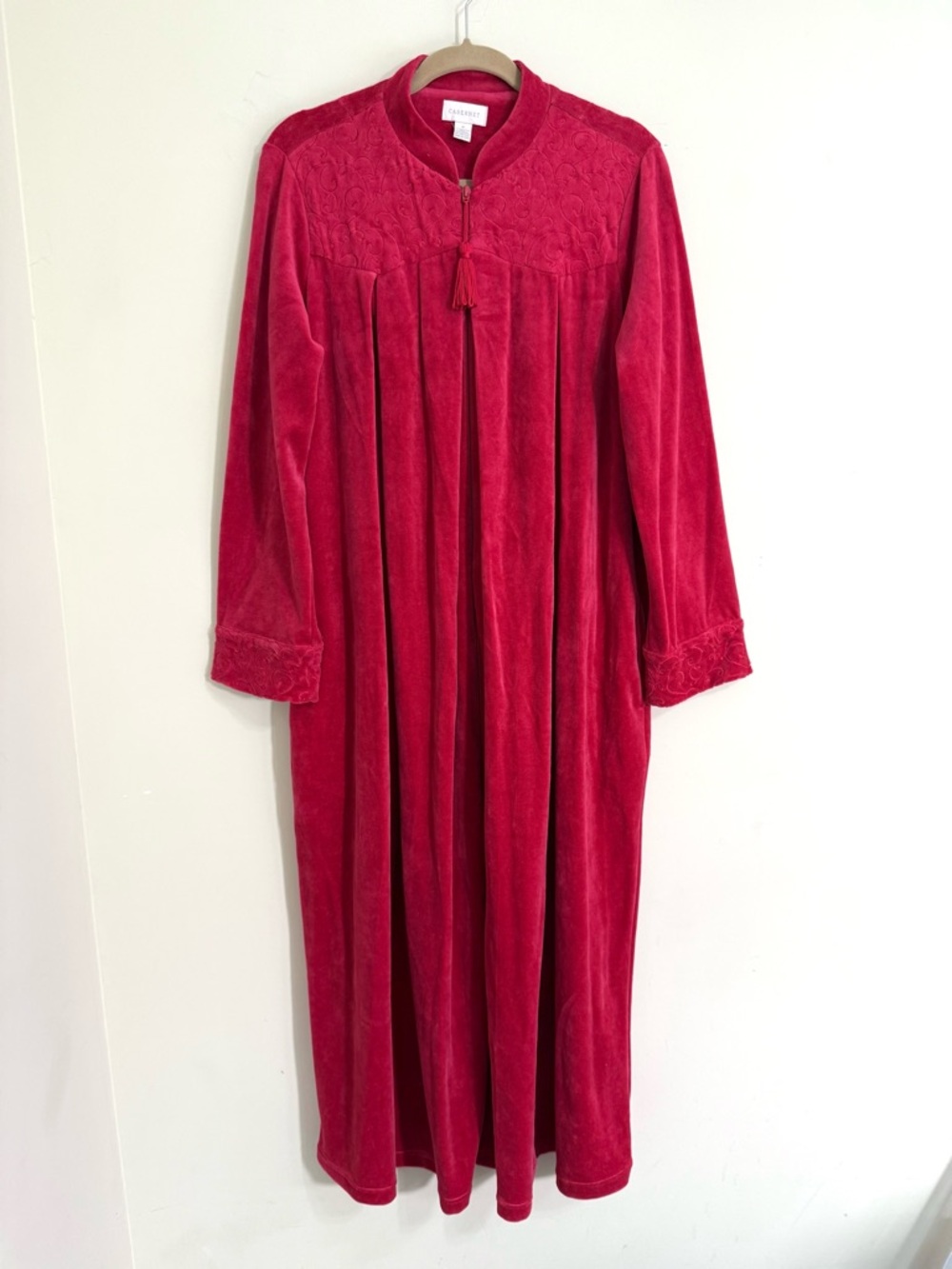 VINTAGE CABERNET Womens Velour Robe M Embroidered Zip‎ Front Classic Glam Cozy
